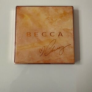 BECCA Orange Marble Accent